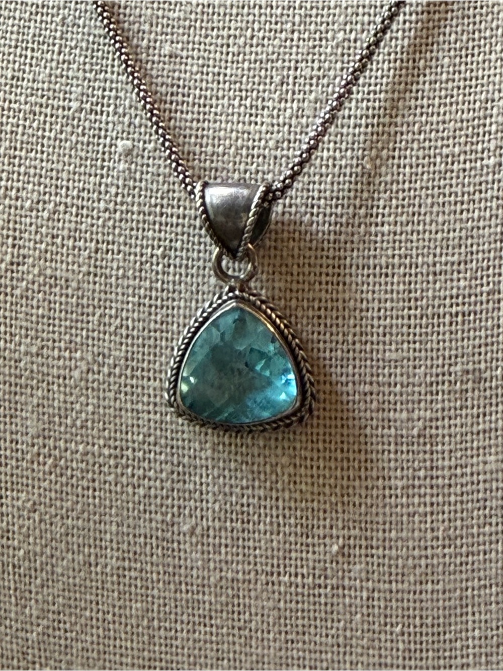 Sterling Silver faceted topaz triangle pendant on 925 silver Italy popcorn chain